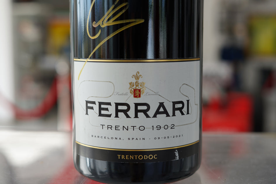 2021-spanish-gp-official-ferrari-trento-podium-bottle-signed-by-hamilt
