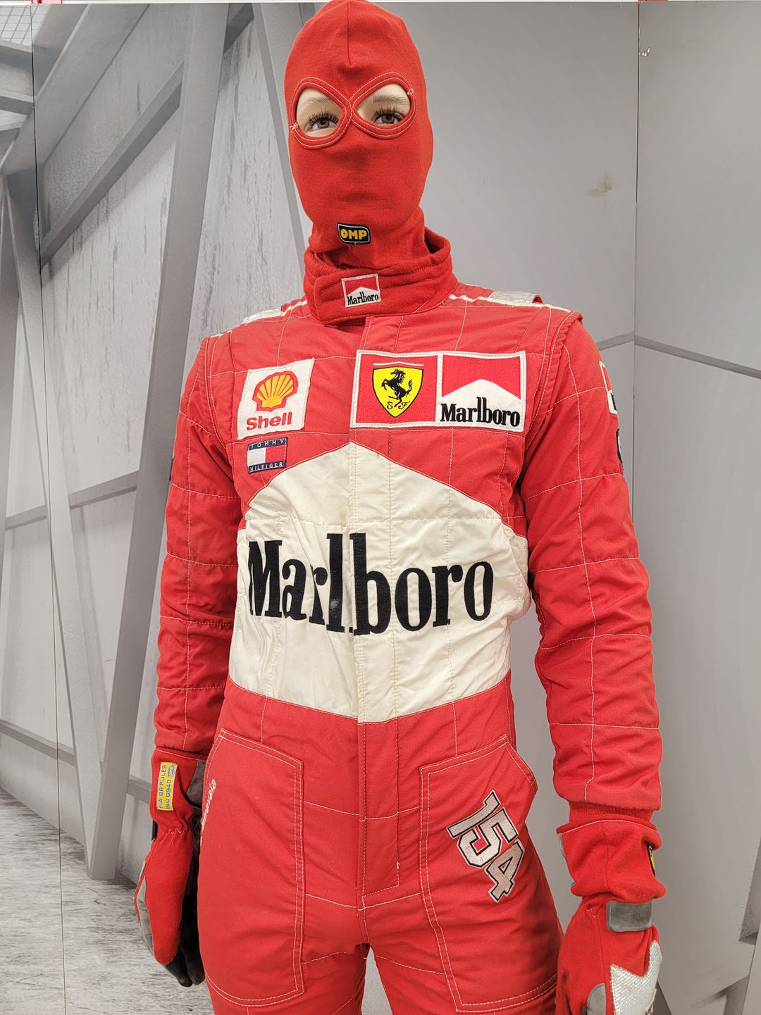 2003 Ferrari F1 Pit mechanic complete OMP set