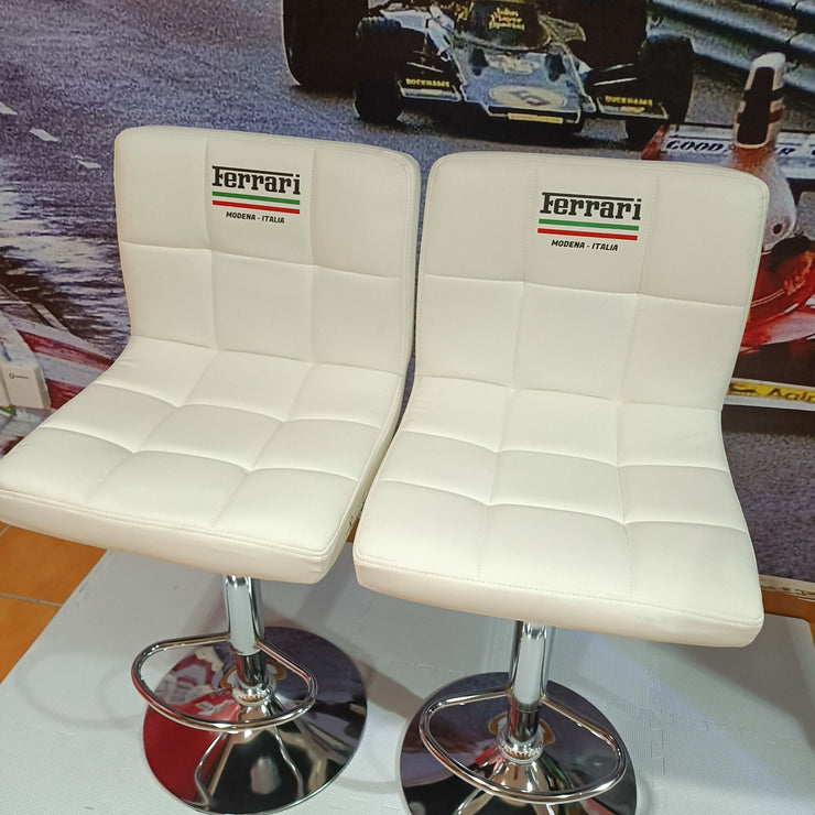 Set of 2 Scuderia Ferrari Modena Stools 1/9