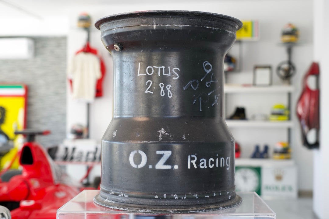 1987 Ayrton Senna Lotus 99T rear O.Z. Racing rim – Formula 1