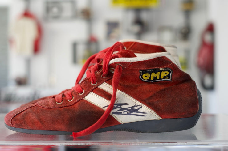 1997 Michael Schumacher OMP test shoes Signed