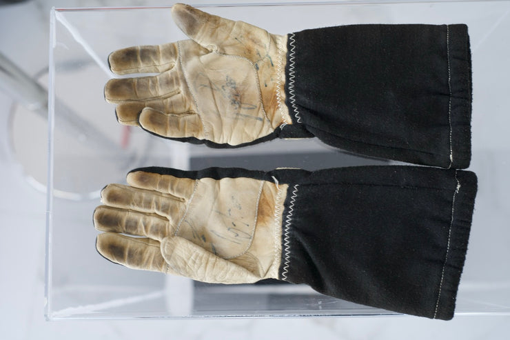 1987 Ayrton Senna Stand 21 race used gloves signed