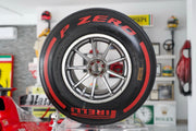 2021 Max Verstappen Red Bull Racing RB16 tire and rim