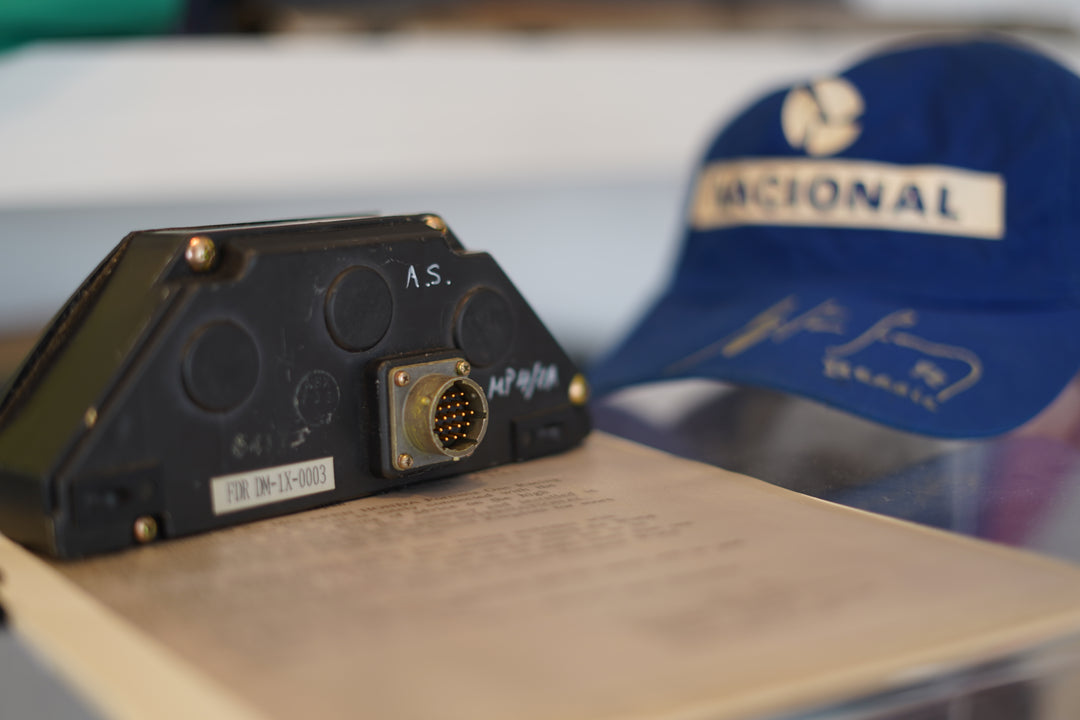 1992 Ayrton Senna McLaren Honda MP4 / 7A rev counter – Formula 1