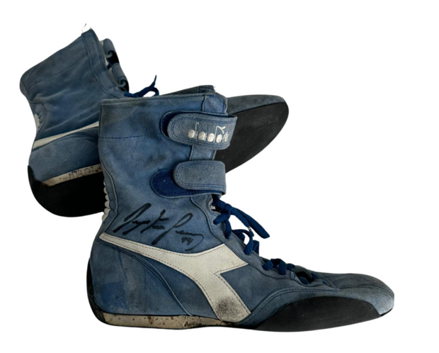 1990 Ayrton Senna Diadora race used shoes Signed Formula 1 Memorabilia