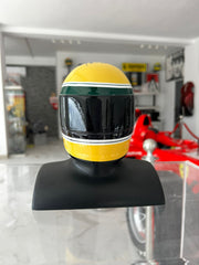 1992 McLaren MP4/7 wind tunnel figurine signed