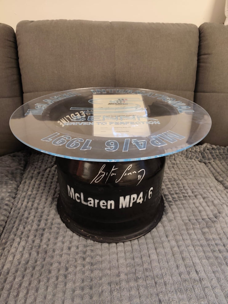 1991 Ayrton Senna rim table of the Mclaren MP4 / 6 signed