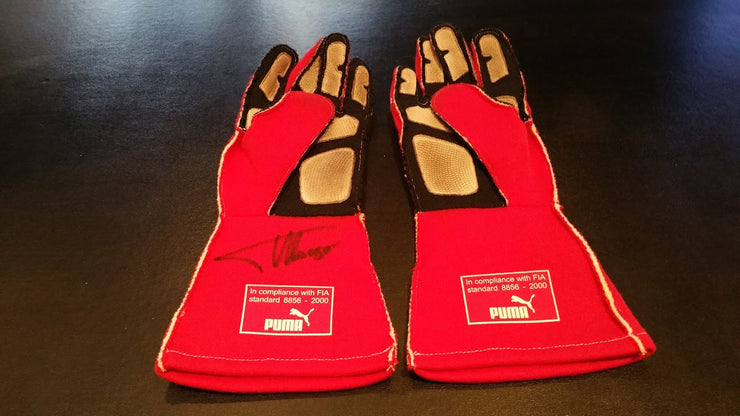Fernando Alonso gloves from the 2014 Abu Dhabi GP - Formula 1 Memorabilia
