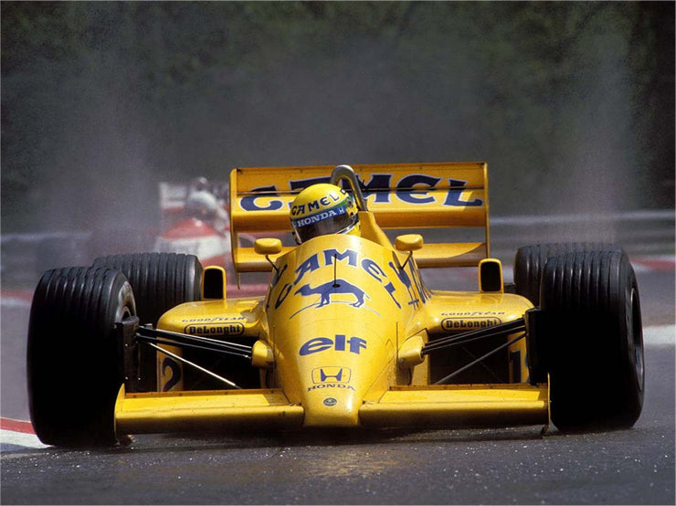 1987 Ayrton Senna MOMO steering wheel - Formula 1 Memorabilia