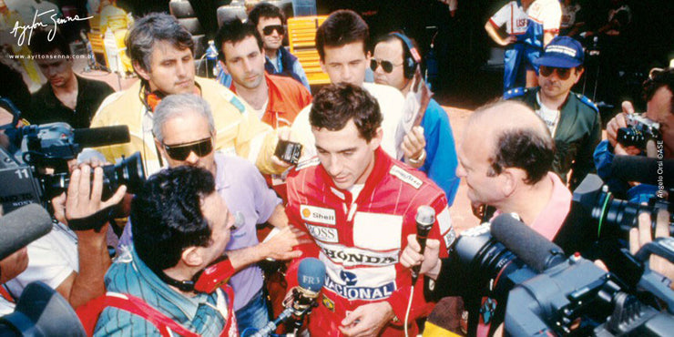 1989 Ayrton Senna signed wishbone McLaren MP4 / 5 with CoA