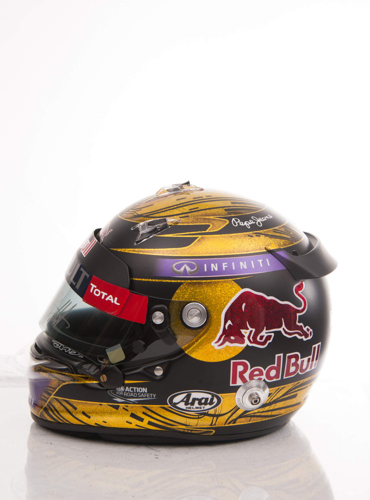arai 2013 helmet 2013 Sebastian Vettel German GP show helmet signed – Formula 1 Memorabilia