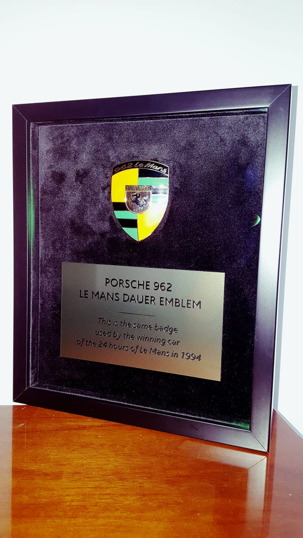 Porsche 962 Le Mans Dauer emblem