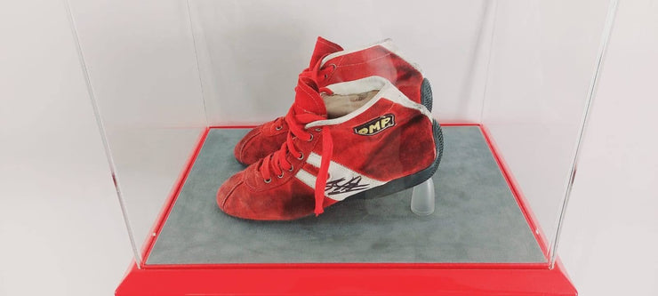 1997 Michael Schumacher OMP test shoes Signed