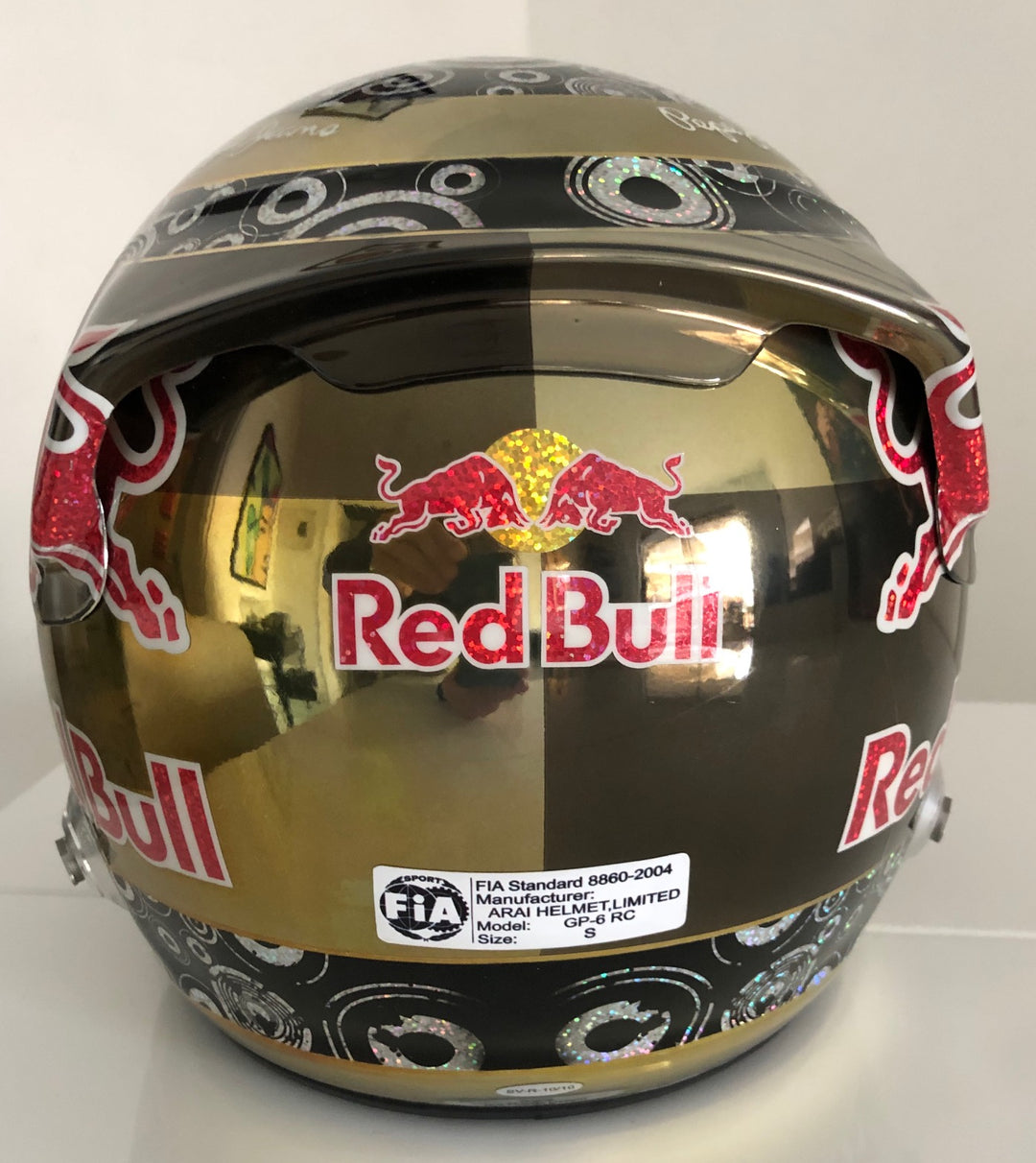 arai 8860 helmet 2010 Sebastian Vettel race used helmet Singapore GP – Formula 1 Memorabilia