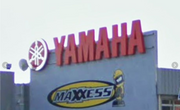 2000 YAMAHA official dealer illuminated sign