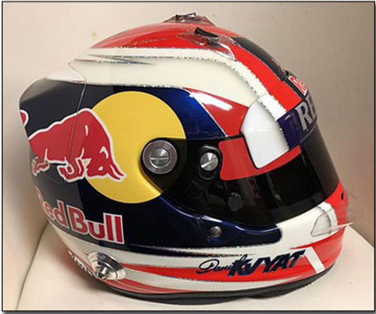 2014 Daniil Kvyat race used Arai helmet – Formula 1 Memorabilia