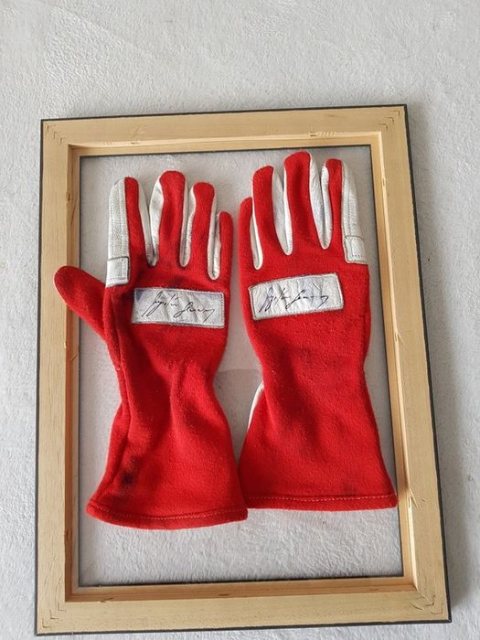 1986 Ayrton Senna race used gloves signed - SOLD -