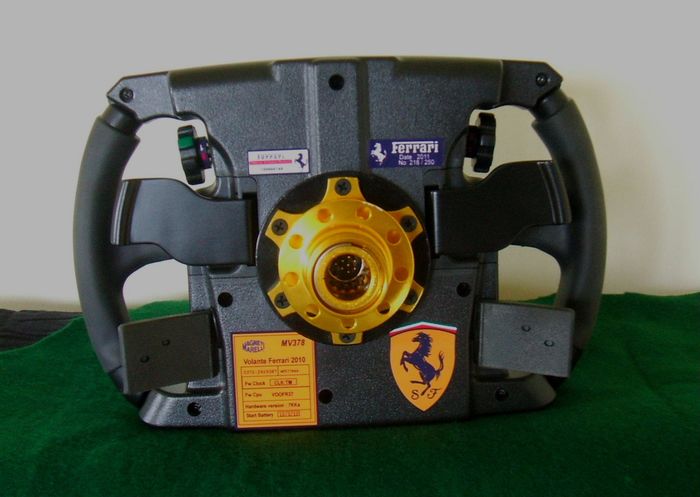 2010 Alonso / Massa Ferrari steering wheel replica - Formula 1 Memorabilia
