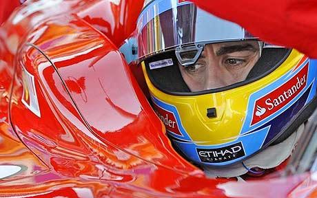 2010 Fernando Alonso Schubert Ferrari visor signed - Formula 1 Memorabilia