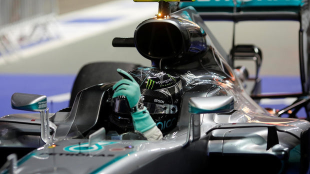 2016 Nico Rosberg Singapore GP race used helmet - Formula 1 Memorabilia