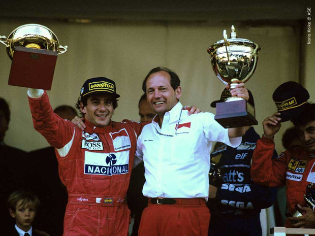 1989 Ayrton Senna signed wishbone McLaren MP4 / 5 with CoA -SOLD-
